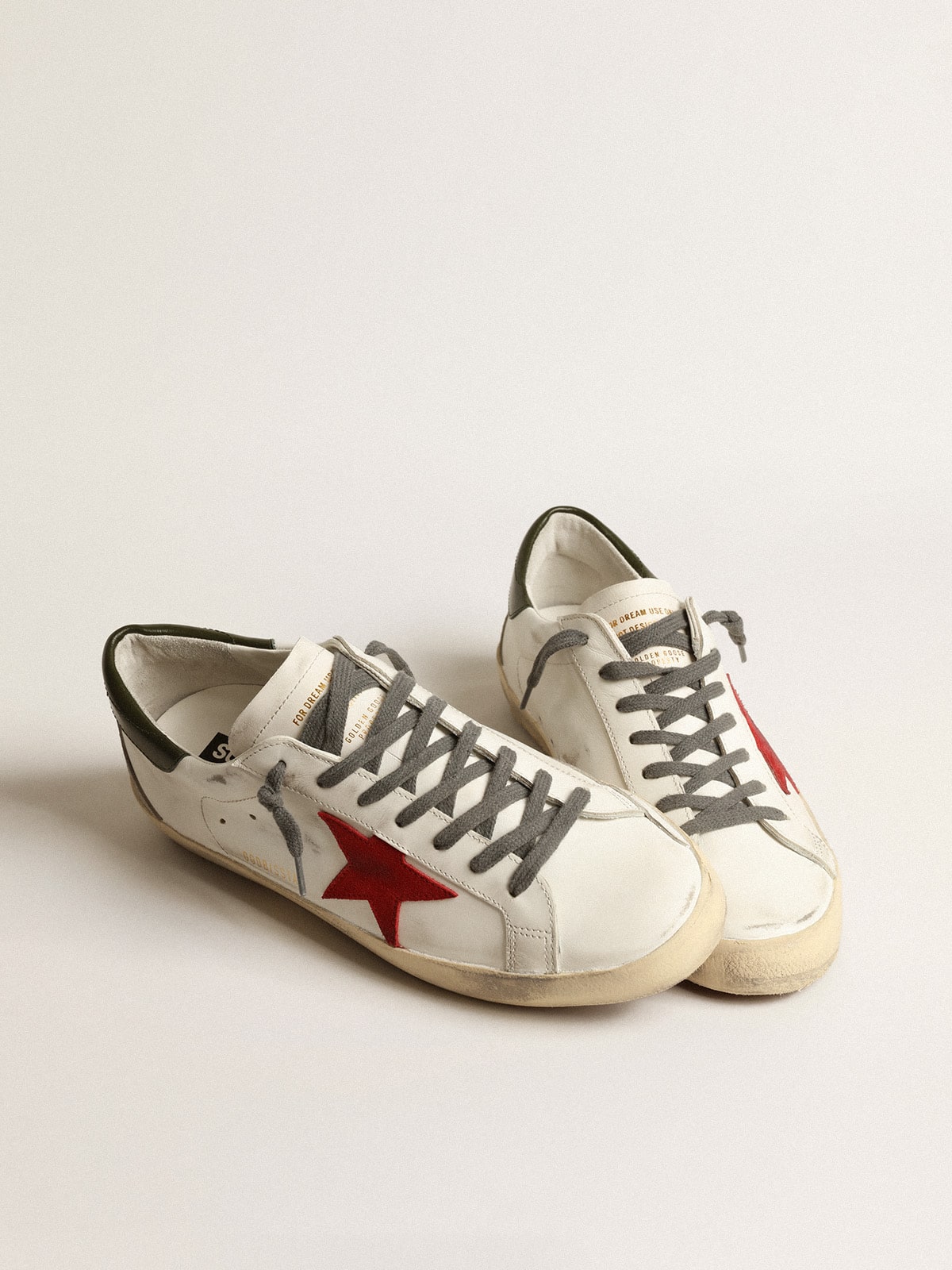 Golden Goose Super-Star